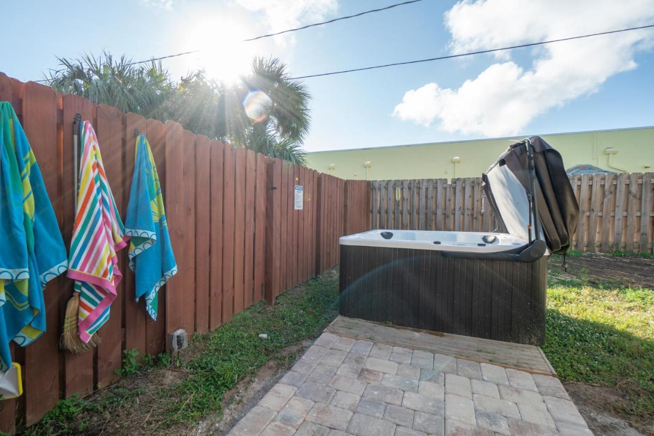 Sunset Serenity - 3Br Beach Townhome With Outdoor Patio - New Hot Tub, Steps To Ocean Fun! Melbourne Exterior photo